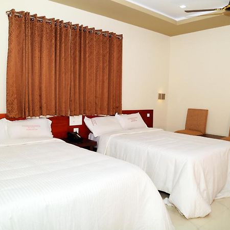 Anandkrishna Residency Hotel Guruvayur Ngoại thất bức ảnh
