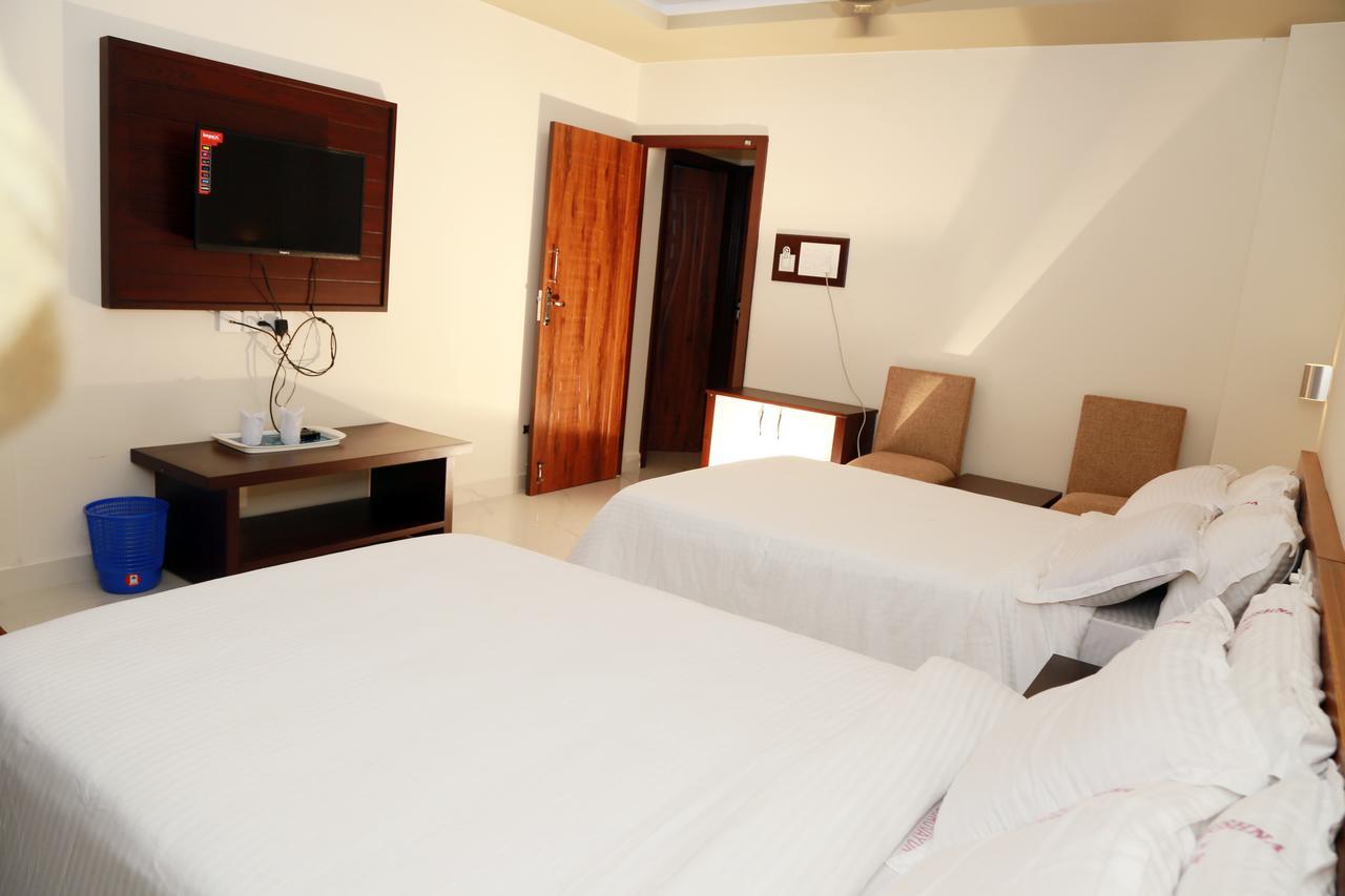 Anandkrishna Residency Hotel Guruvayur Ngoại thất bức ảnh